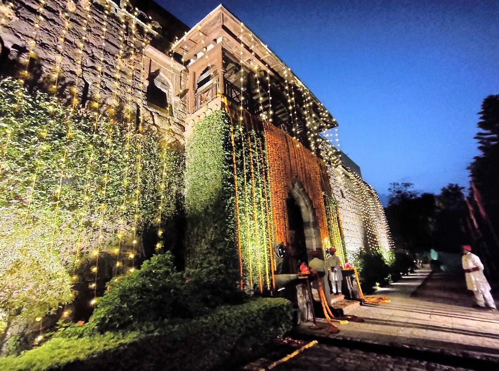 Fort JadhavGADH, Pune