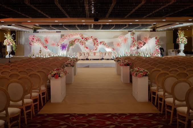 wedding lawn