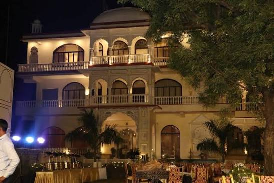 wedding lawn