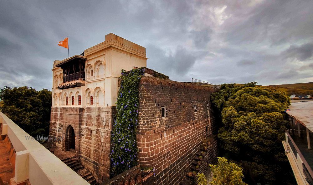 Fort JadhavGADH, Pune